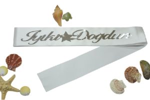 İyi Ki Doğdun Yıldızlı Kuşak Beyaz Üstü Gümüş