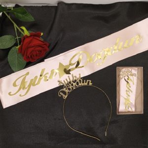 İyiki Doğdun Pembe Gold Taç ve Kuşak Set